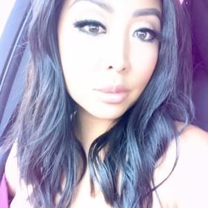 Meet your Posher, Nina